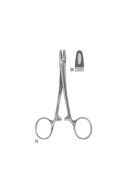 Needle Holder Doyen